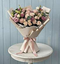 Букет цветов из:  Розы и Лизиантусы в Дубовском