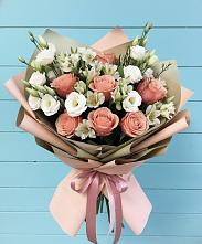 Букет цветов из:  Розы, Альстромерии и Лизиантусы в Дубовском