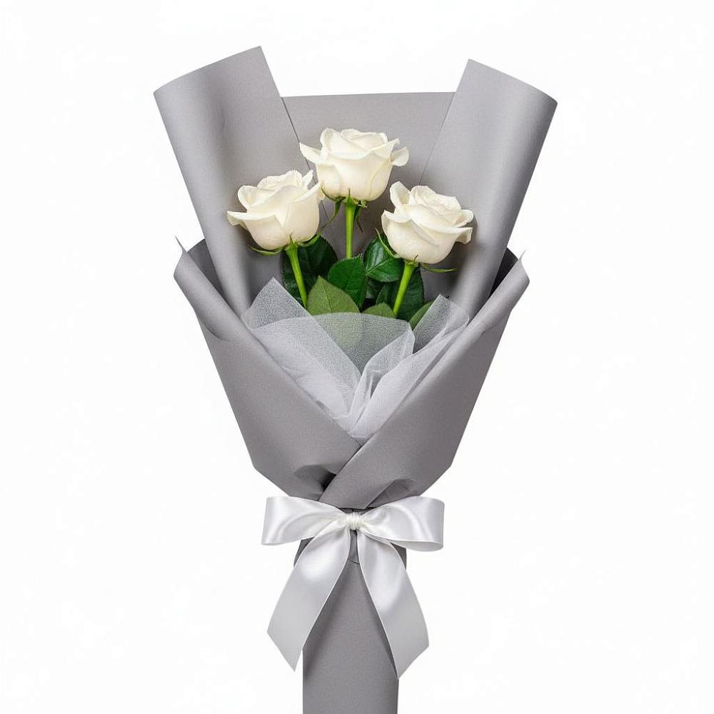 Букет 3 белые розы в Дубовском