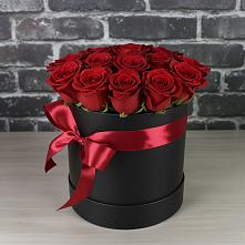 Цветочная композиция из Розы в шляпной коробке в Дубовском