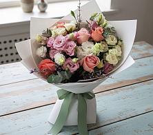 Букет цветов из:  Розы, Лизиантусы и Гвоздики в Дубовском