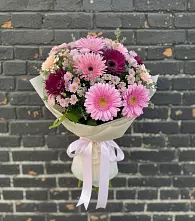 Букет цветов из:  Герберы и Хризантемы #REPLACE_PRED# Дубовском