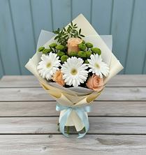 Букет цветов из:  Герберы, Розы и Хризантемы в Дубовском