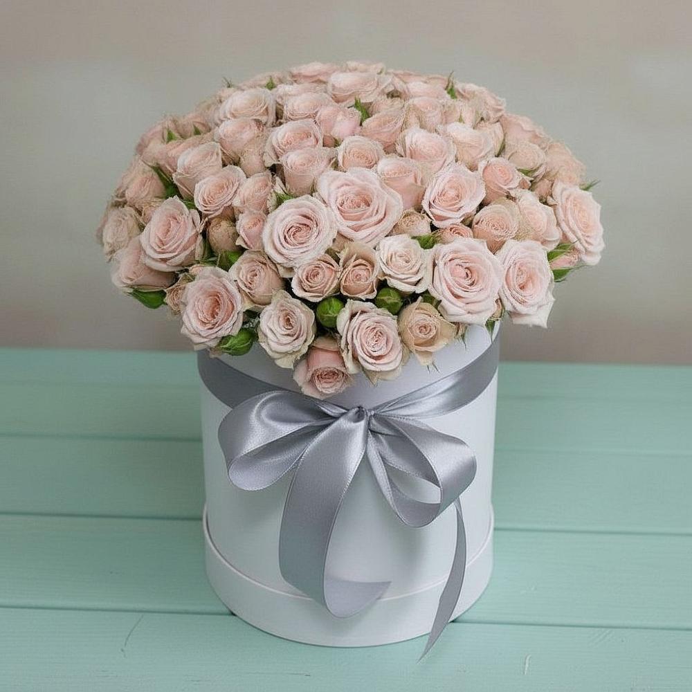 Цветочная композиция из Розы в шляпной коробке в Дубовском